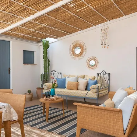 Cuarassa Family Villa *